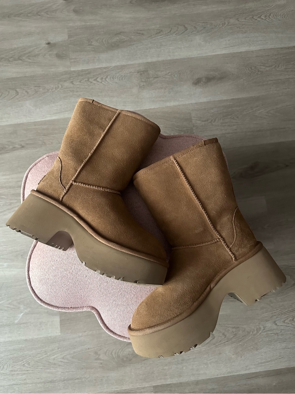 UGG Classic Short New Heights boots